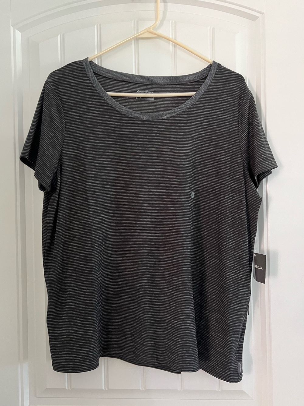 Eddie Bauer Women’s Scoop Neck Tee - Size Large